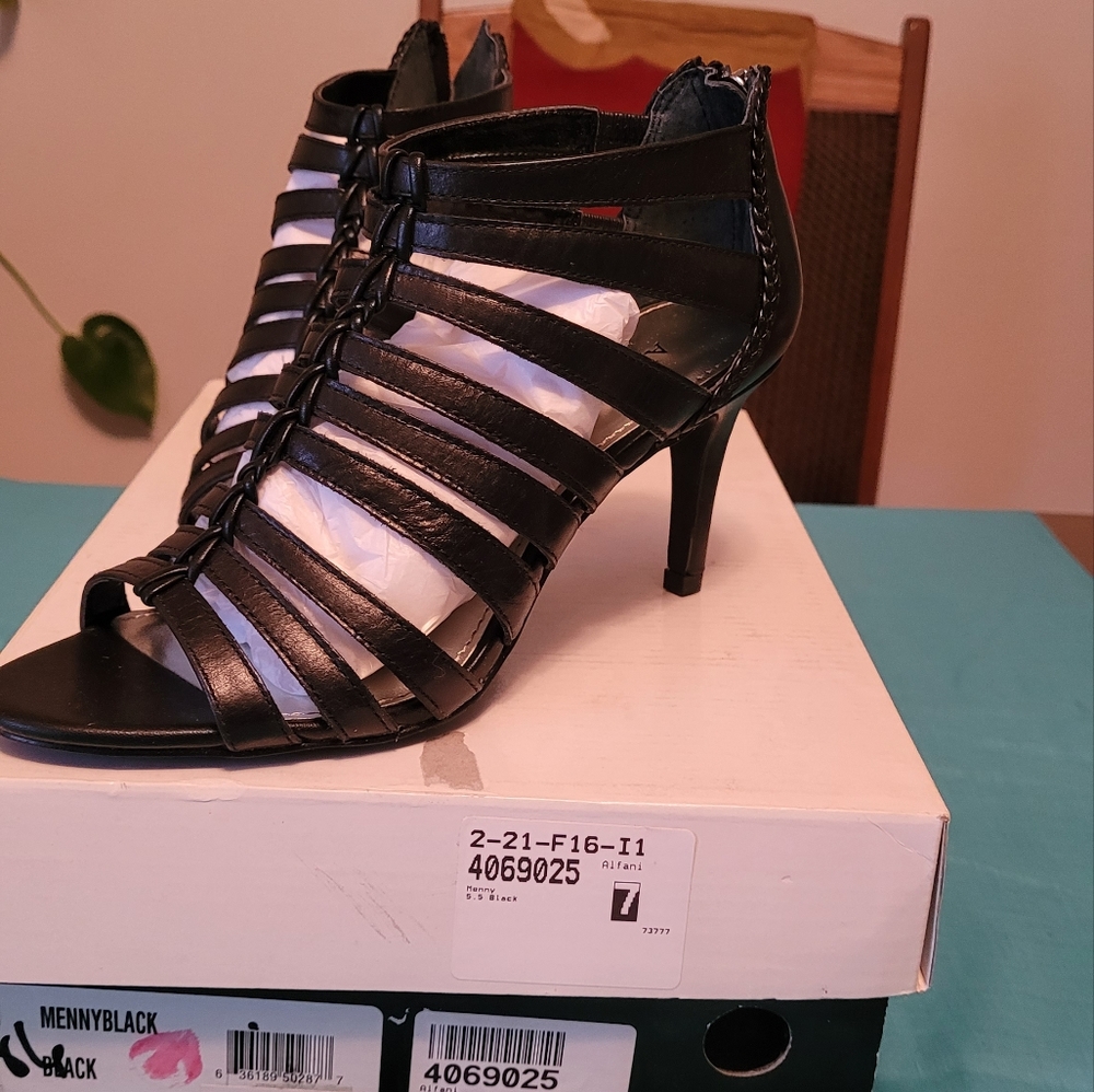 Alfani Black Sandals - Picture 2 of 4